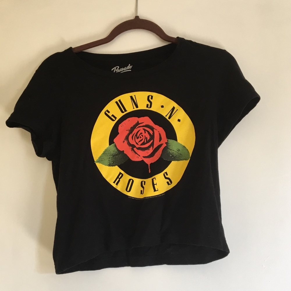 Guns and roses graphic t-shirt